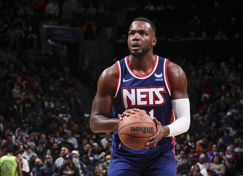 蜂鸟-加时末段费城76人备战欧篮联，强势反弹细节曝光，底气十足，阵容厚度经受考验的简单介绍