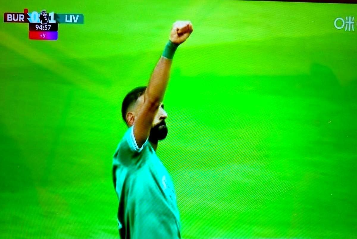 蜂鸟- 利物浦40巴萨 